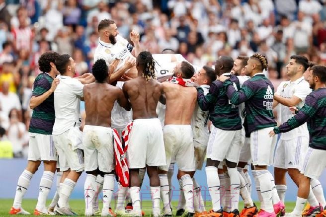 每体-本泽马伤势令皇马担忧 球队有意莱奥或劳塔罗